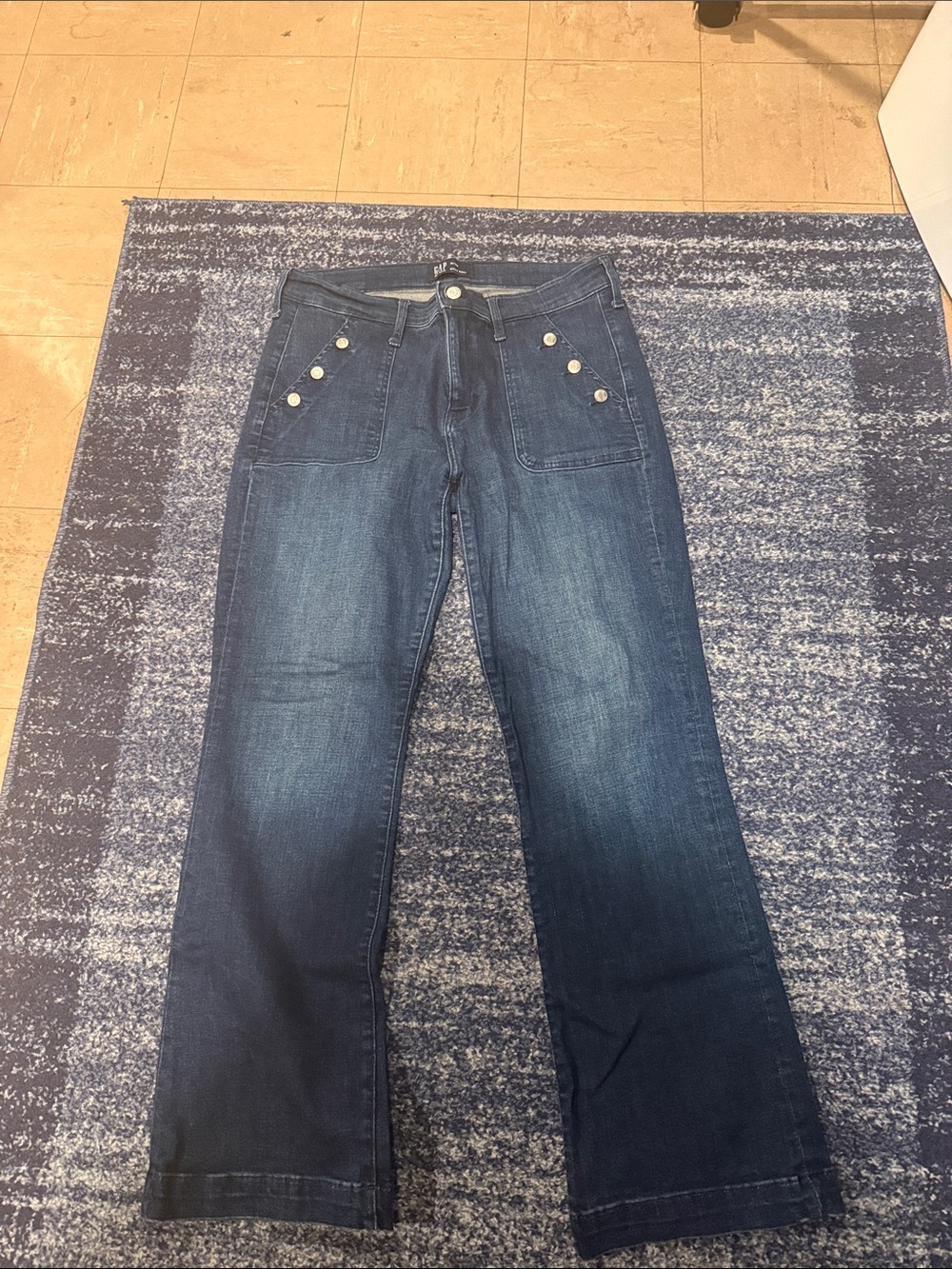 GAP Flare Jeans in Classic Blue